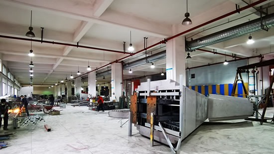 巨匠聯(lián)合標(biāo)識(shí)，公司擁有現(xiàn)代化廠房面積近1萬平方米